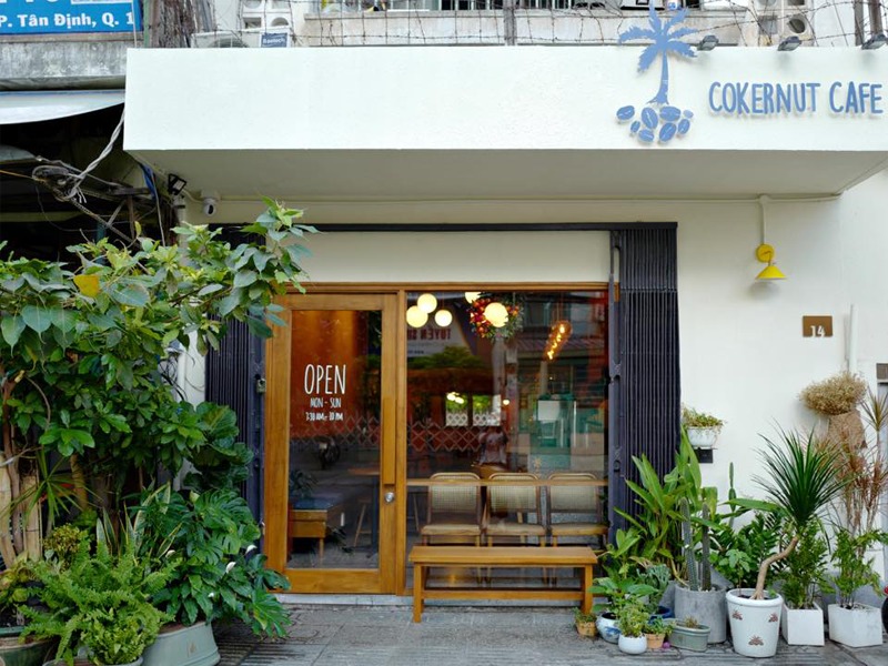 Cokernut Cafe