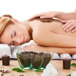 tắm trắng bằng bã cà phê