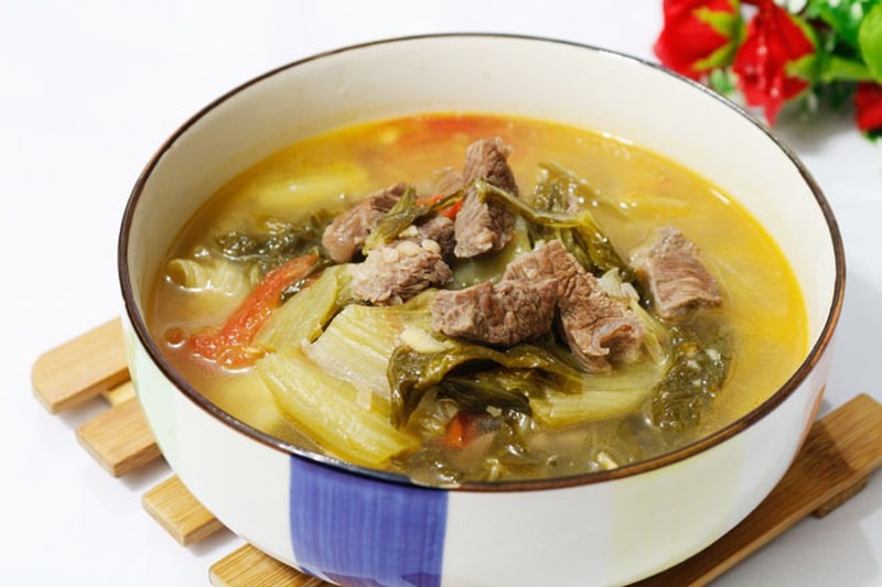 cách nấu món canh thịt bò dưa chua