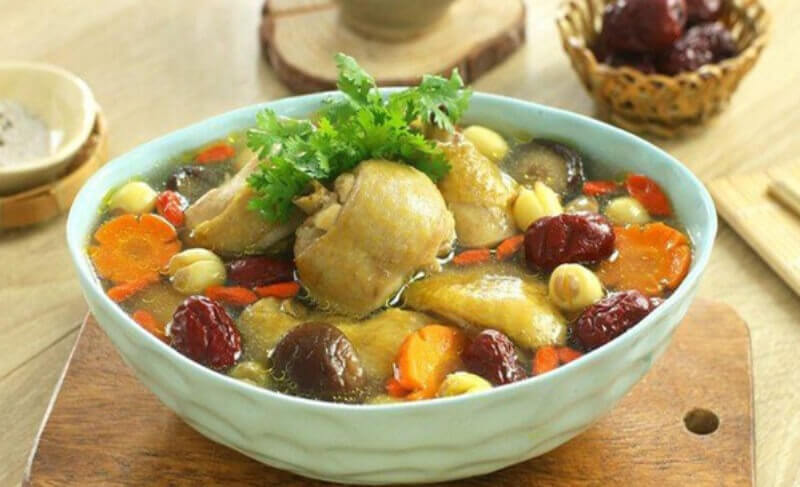 cách nấu món gà hầm hạt sen