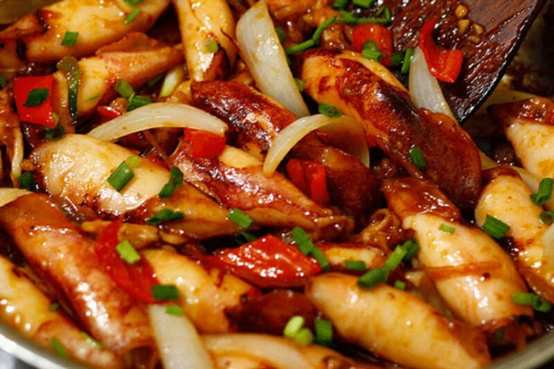 Cách nấu món mực chiên nước mắm