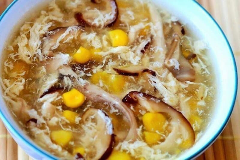 cách nấu món súp gà cho bé