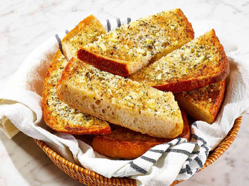 cách làm bánh mì bơ tỏi