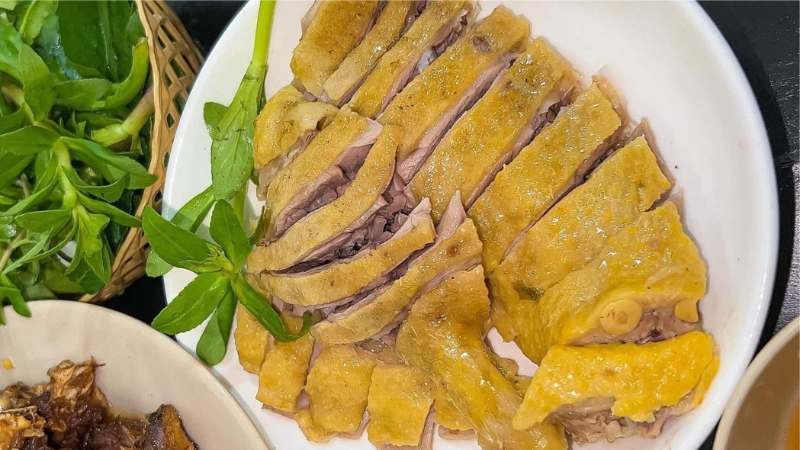 cách làm gà hấp muối