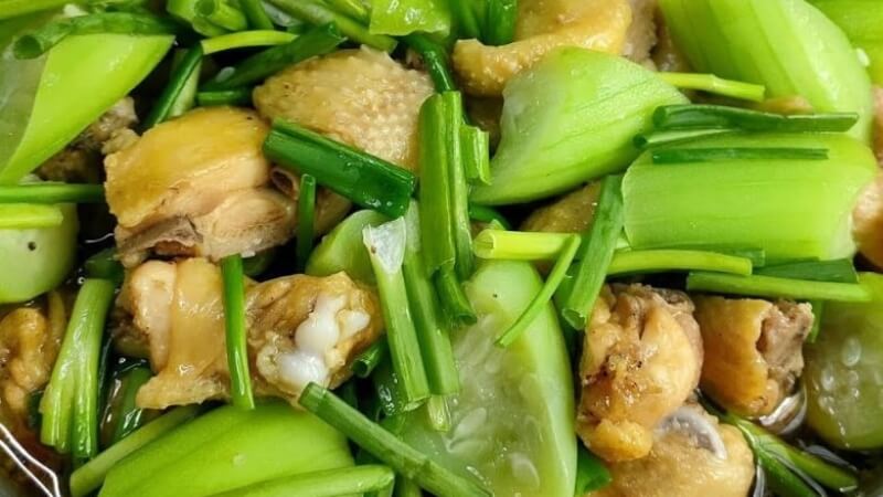 Hướng dẫn Cách Làm Gà Hấp Mướp đơn giản, dễ thực hiện