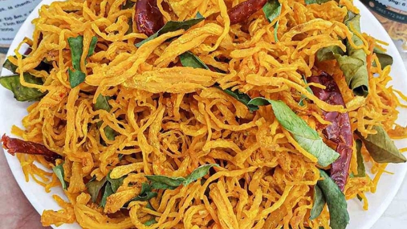 cách làm khô gà lá chanh đơn giản 