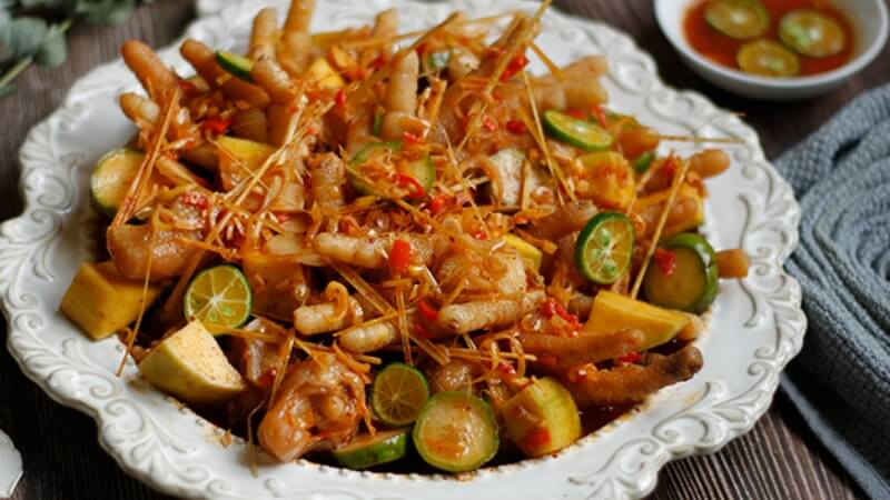 cách làm chân vịt sốt thái